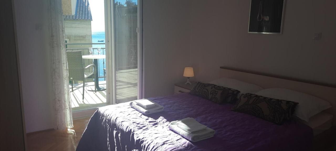 Apartments Villa Beba Komiža Esterno foto